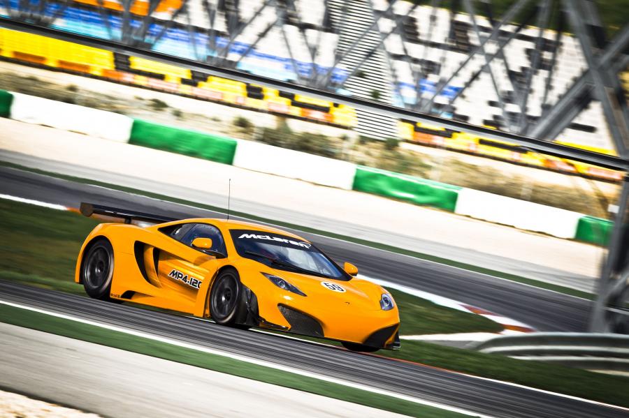  McLaren MP4-12C GT3 2011 года  (фото 9 из 107)